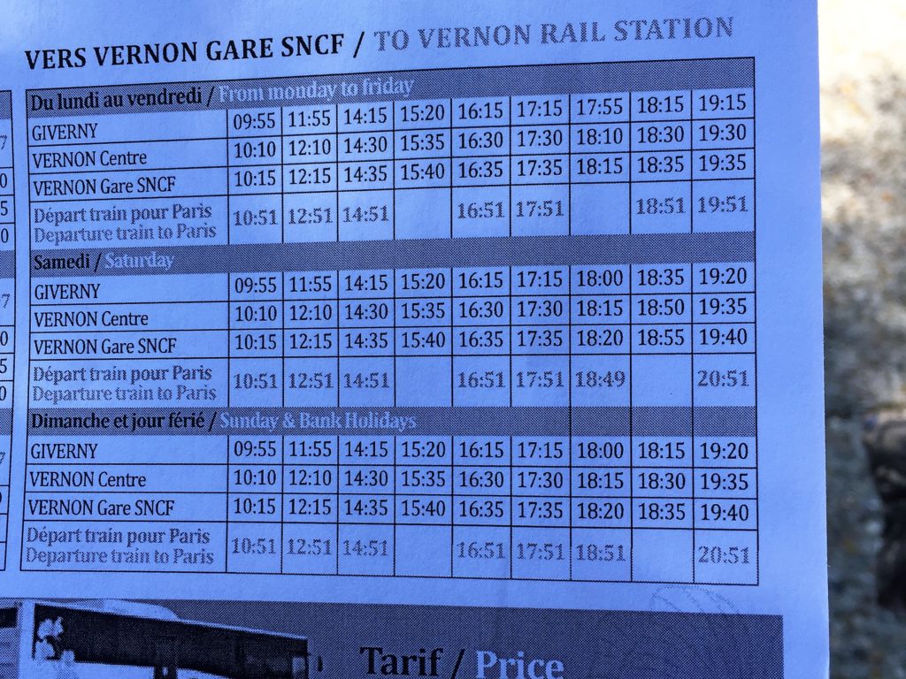 ジヴェルニーから最寄駅までのバスの時刻表
